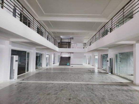 Shop spaces for sale in new mall on Lekki-Epe Expressway, Ikate Elegushi